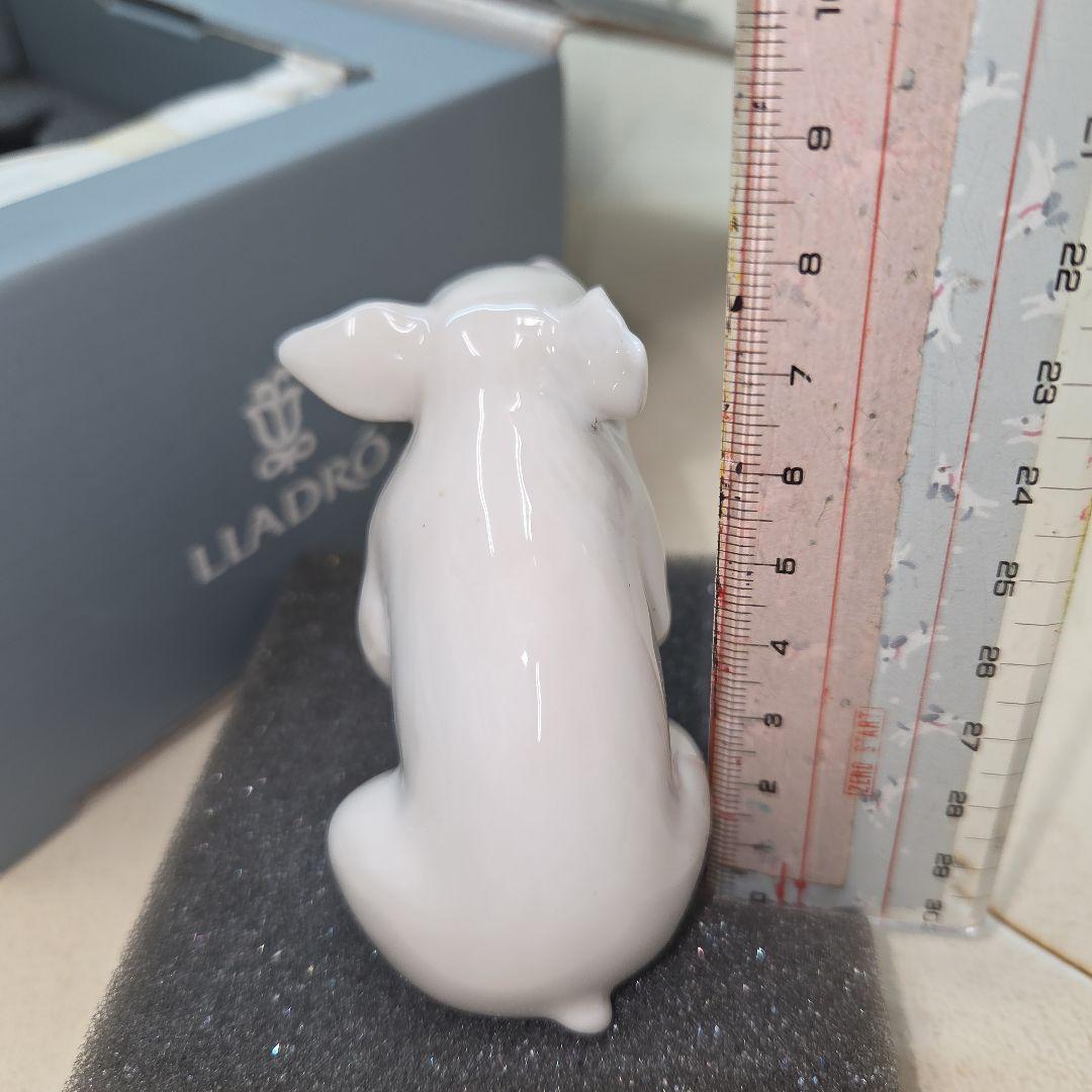 LIADRO 豚の置物 陶磁器製 ホワイト