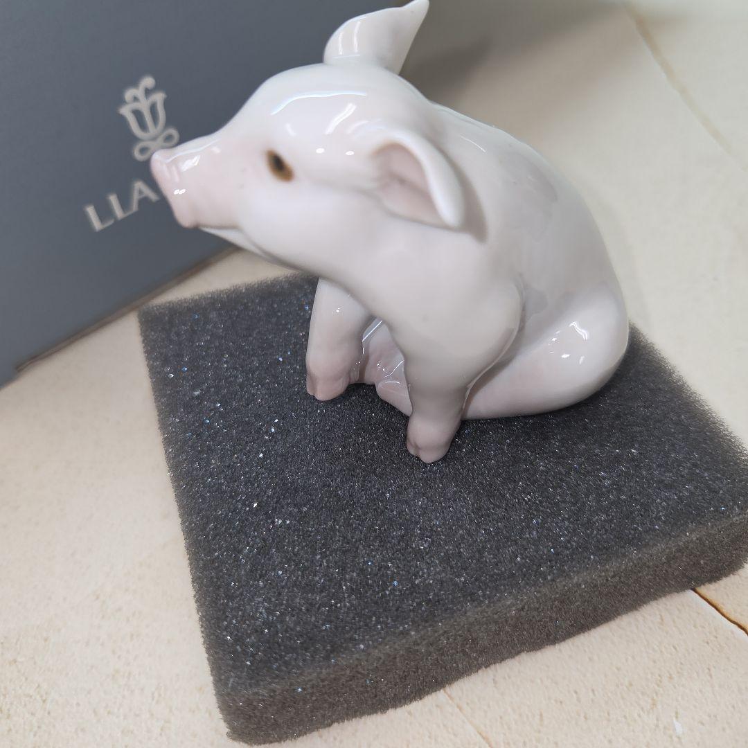 LIADRO 豚の置物 陶磁器製 ホワイト