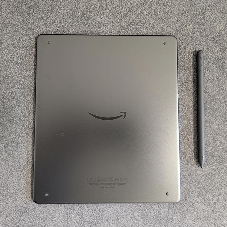 l*a様 Kindle Scribe（64GB）10.2インチ カバー・スタイラ