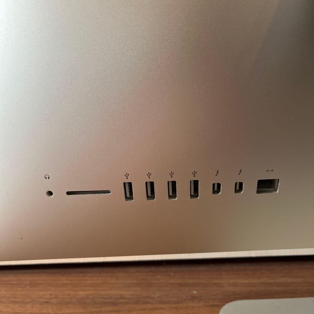 Macデスクトップ iMac 21.5-inch, Late 2015, 16GB, 1TB HHD