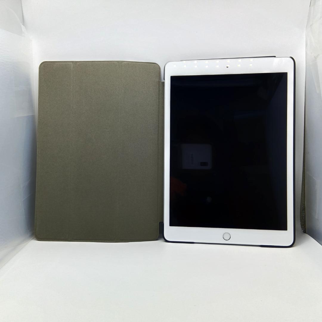美品 2週間しか使っていません10.2インチ iPad 本体 充電器ケース付き