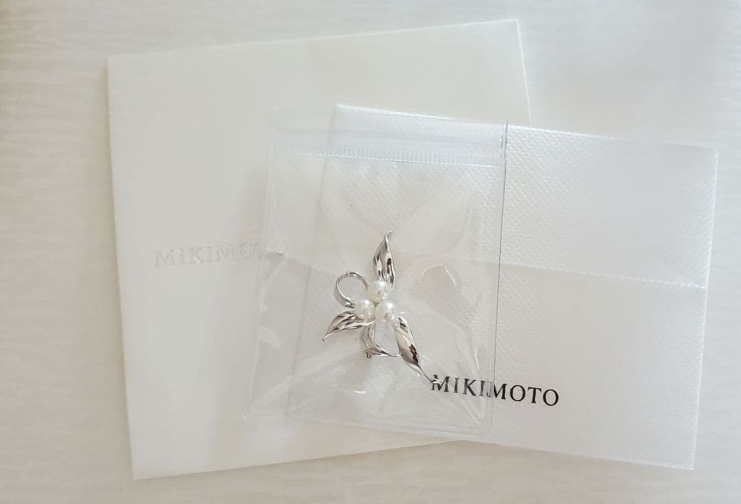 MIKIMOTO ミキモト　真珠 パール ブローチ 3珠