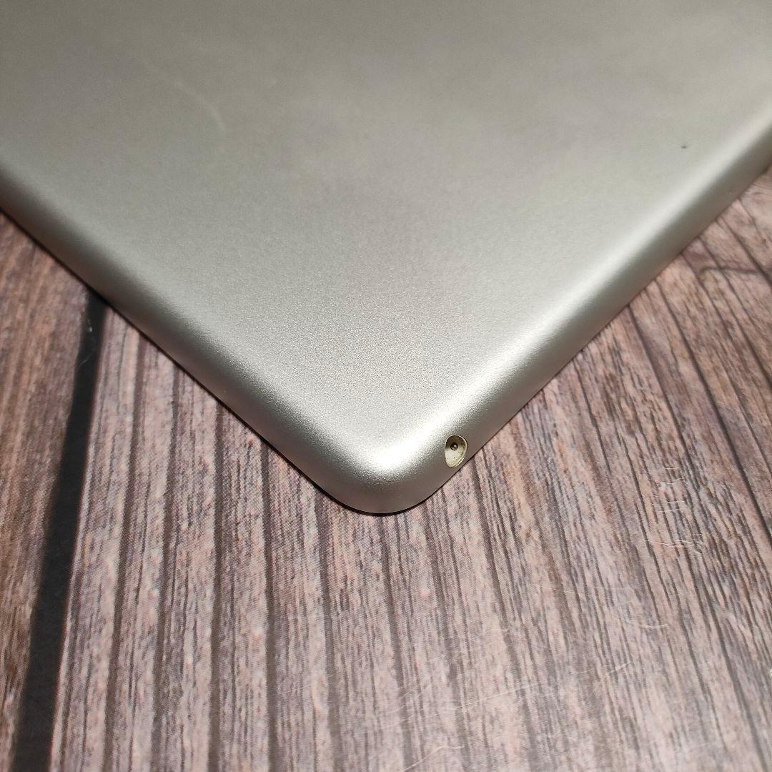 iPad 第7世代 32GB シルバー 美品