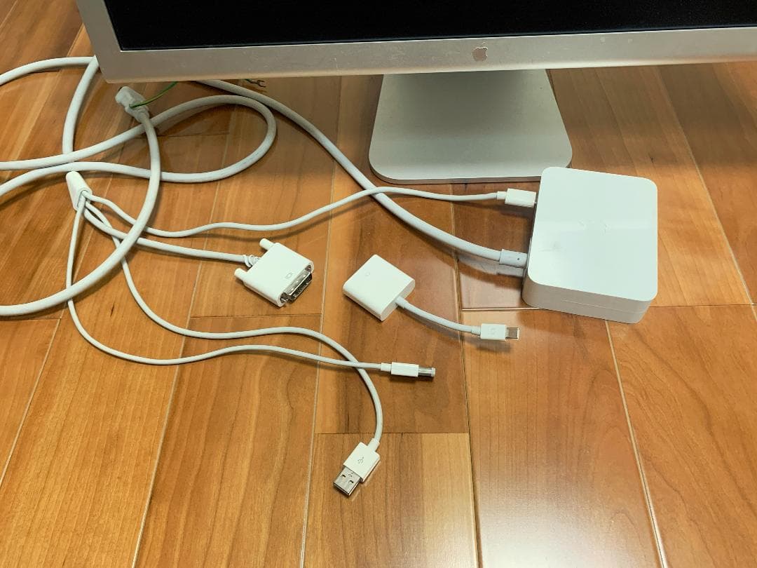 Apple Cinema HD Display 23 ディスプレイとおまけ付