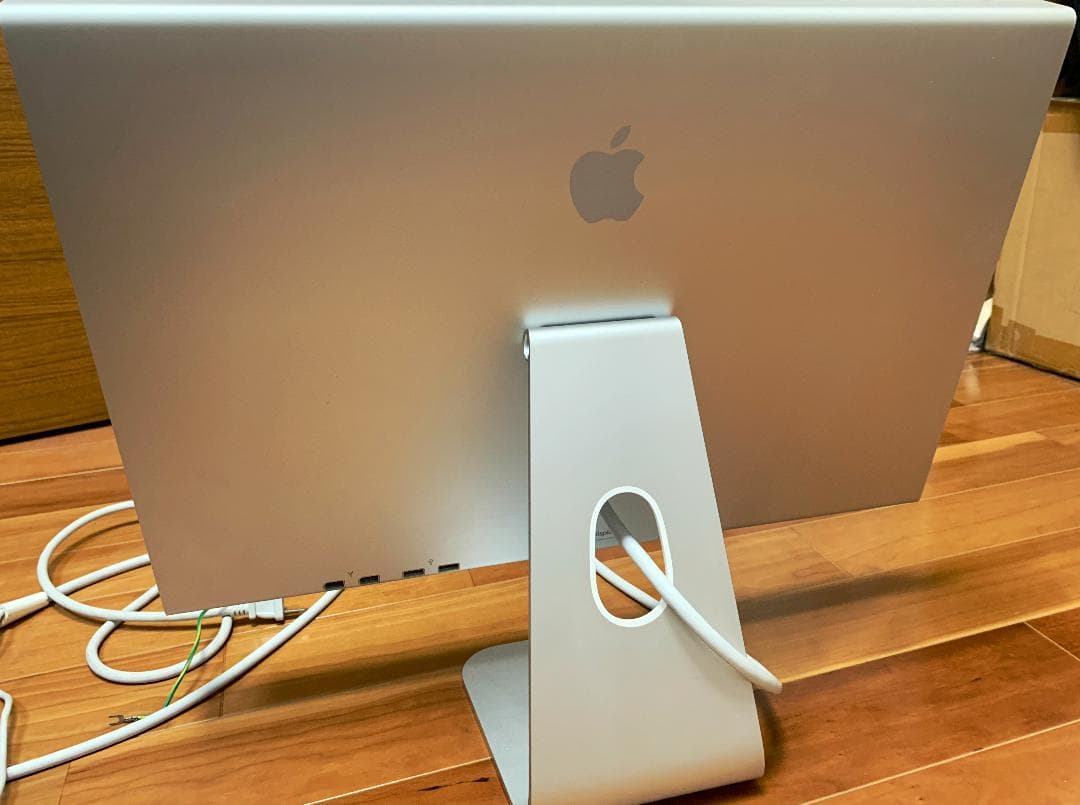 Apple Cinema HD Display 23 ディスプレイとおまけ付