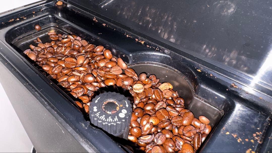 Delonghi 全自動エスプレッソマシン マグニフィカ　ESAM-1200SJ