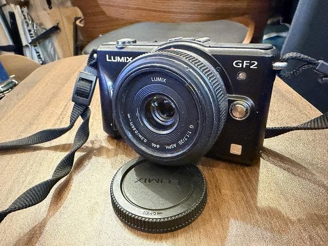 し*ろ様 【USED】Panasonic　DMC-GF2レンズセット・動作確認済
