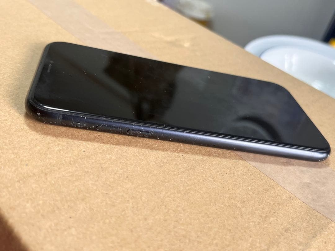 iPhone XR 64GB ブラック　本体のみSIMフリー