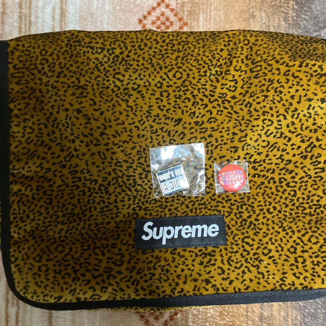 最安値・美品　2025AW Velvet Small Messenger Bag