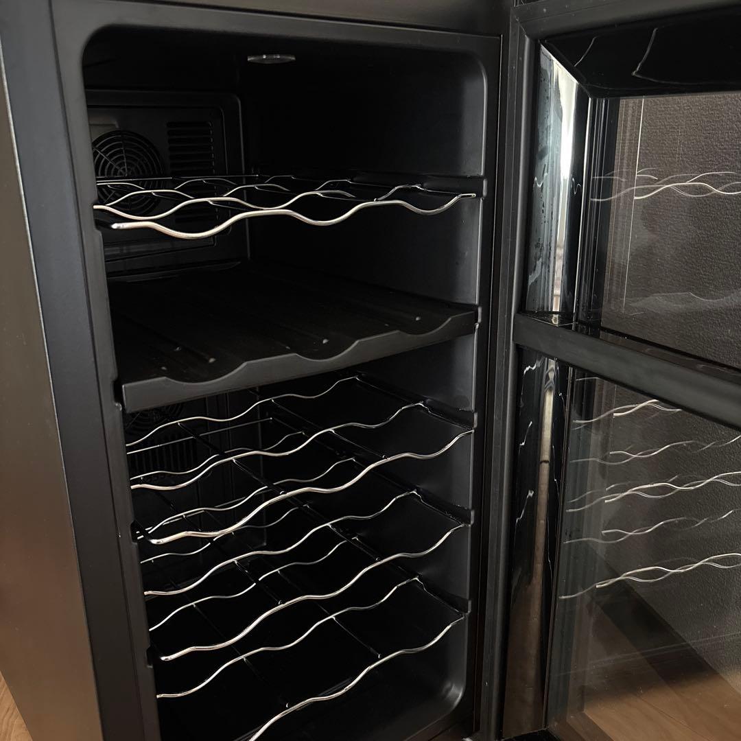 ワインセラー　IRIS OHYAMA