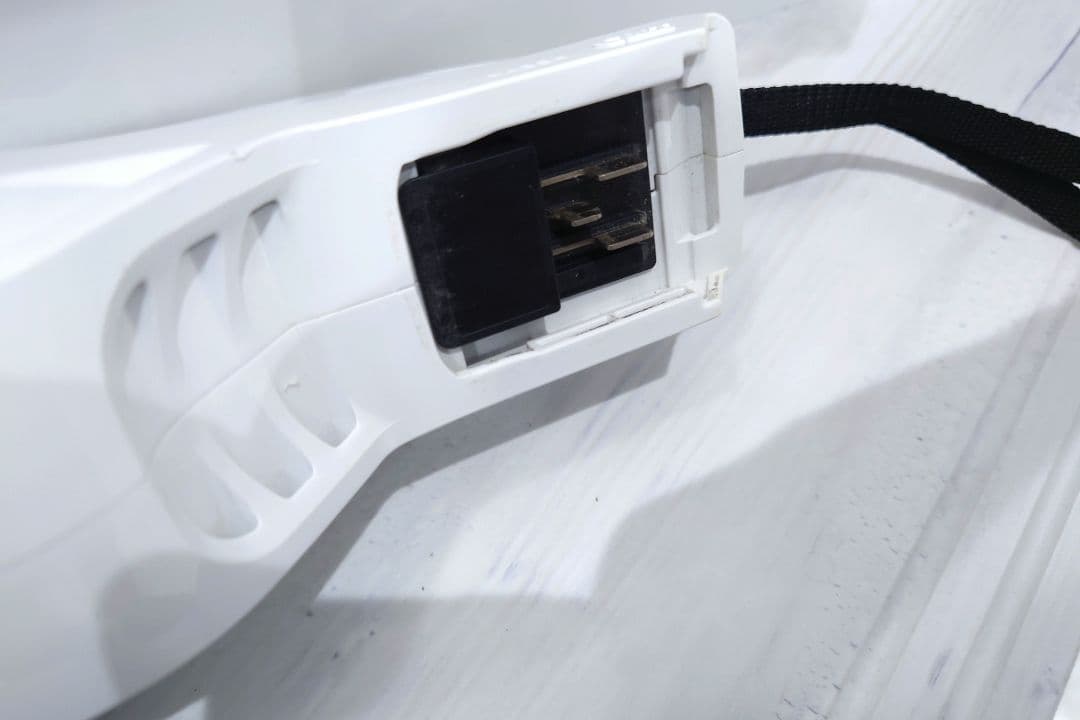 makita【マキタ】充電式クリーナー10.8V 紙パック式CL107FD中古品