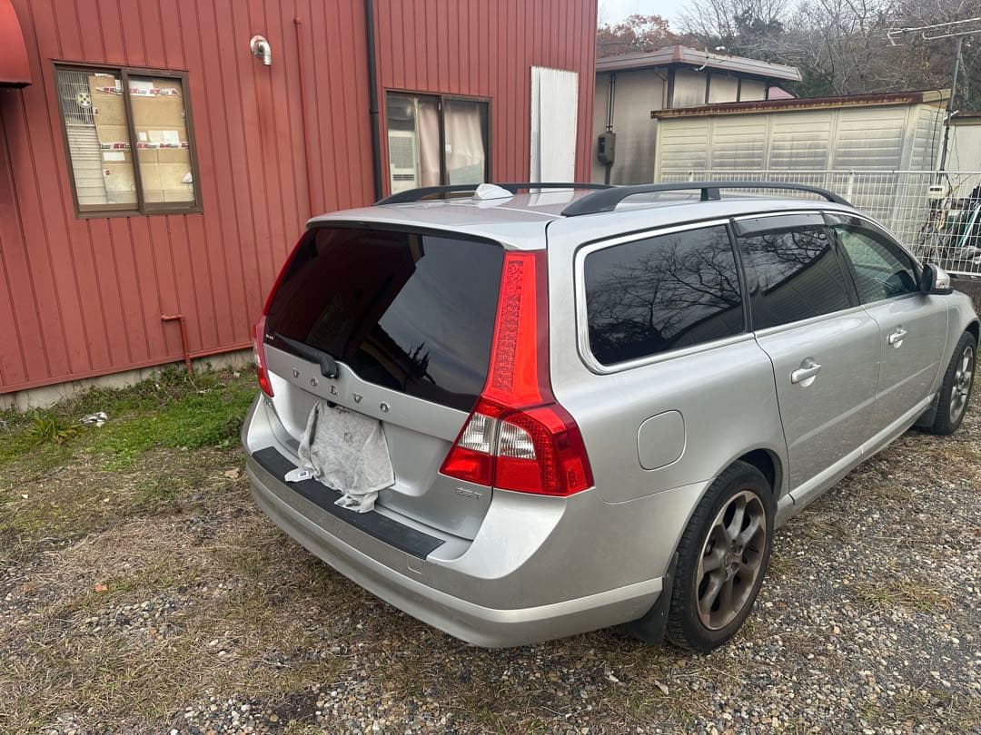 フ*ノ様 2010年式　ボルボ　V70 2.5LT