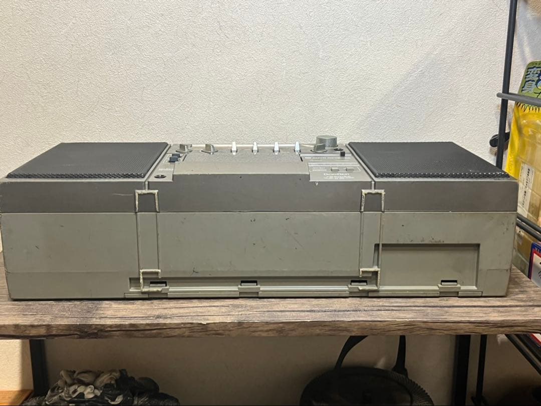 本日限定値下★東芝　BOMBEATステレオラジオカセットレコーダー　RT-S70