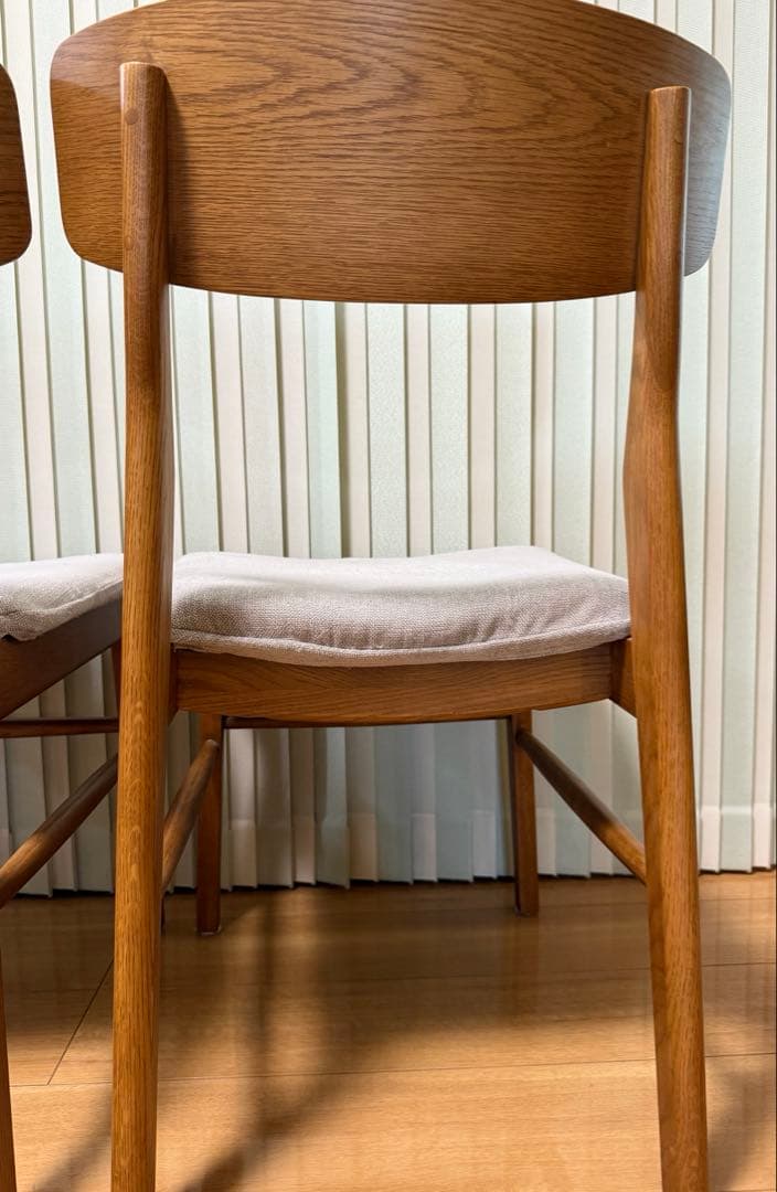 UnicoウニコKIRP ダイニングチェア①