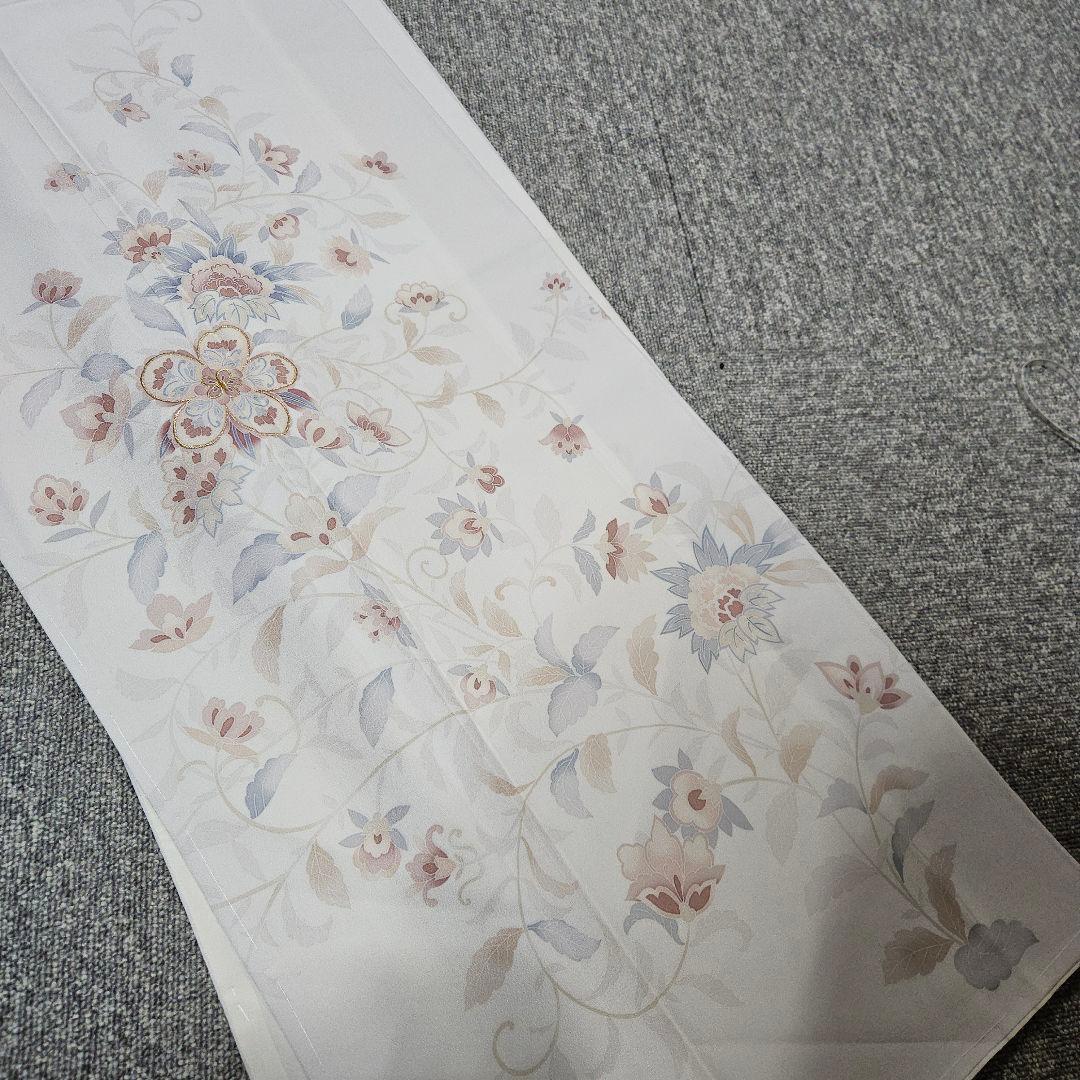 春先のお出かけに！訪問着と袋帯の2点セットになります。