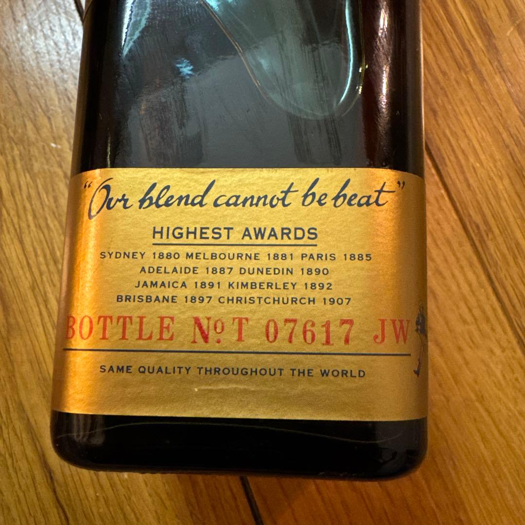 ジョニーウォーカー　ブルーラベル　旧ボトル