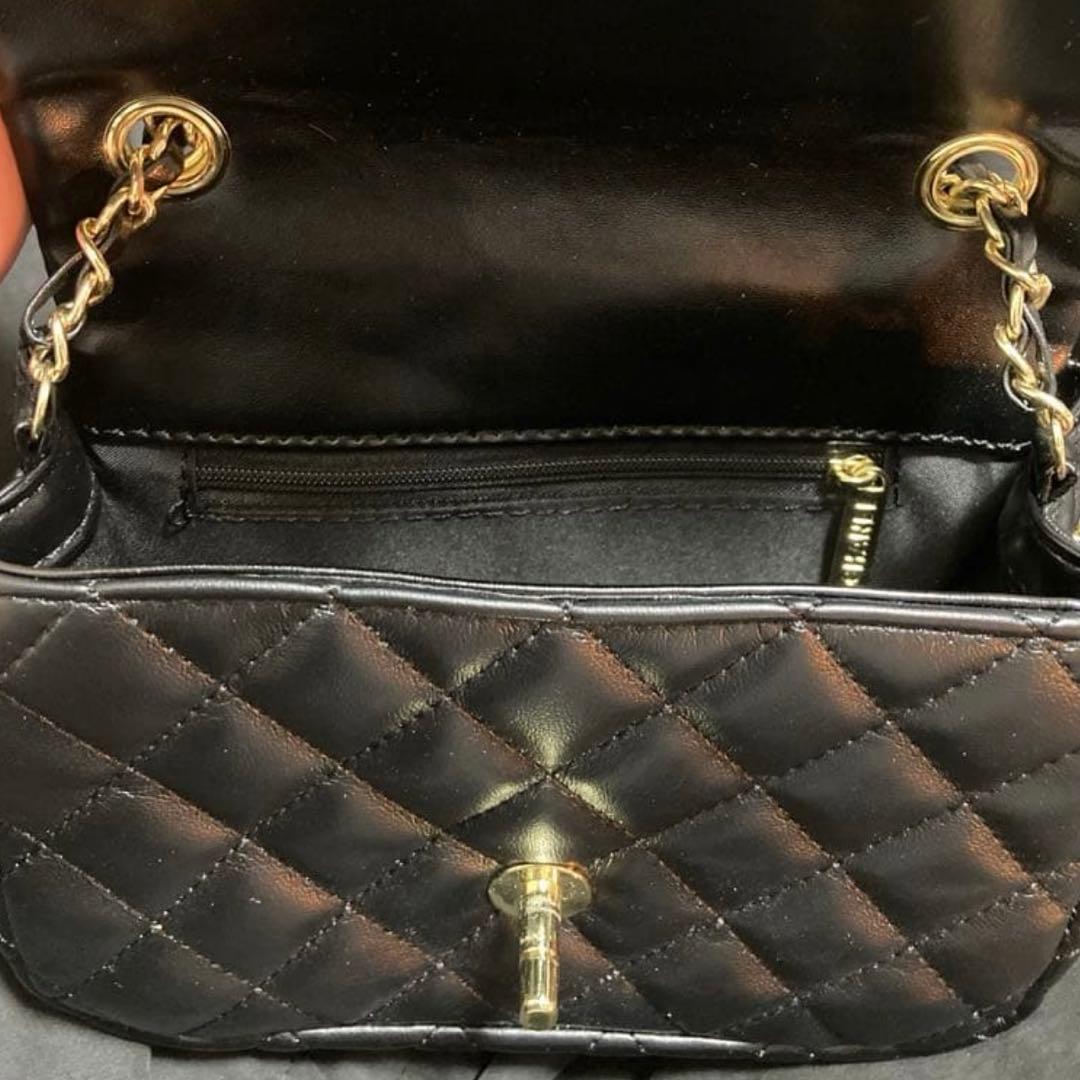 CHANEL シャネル ノベルティ マトラッセ ショルダーバッグ