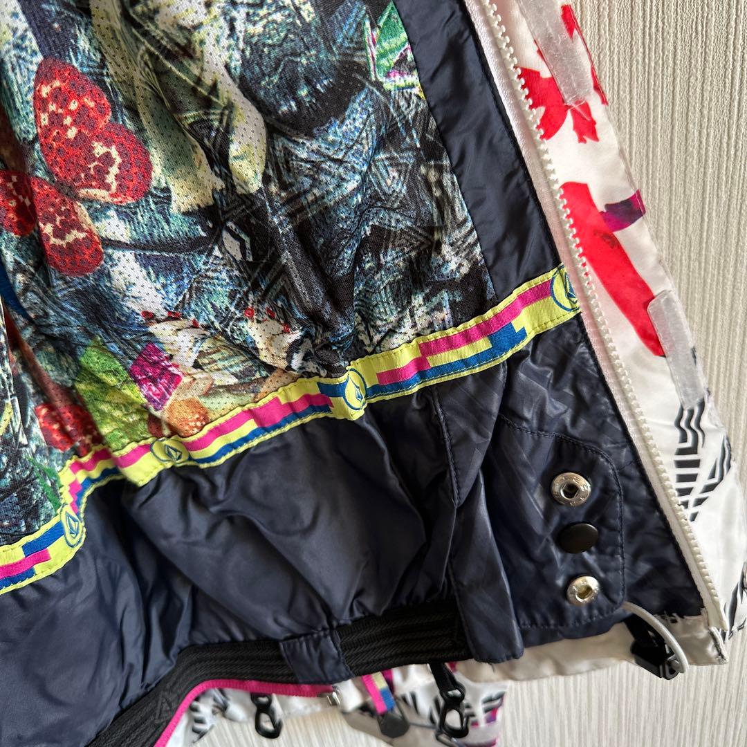 Volcom ウェア 正規品