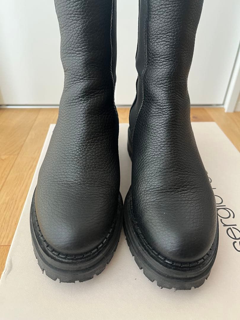 sergio rossi ブラック サイドゴアブーツ