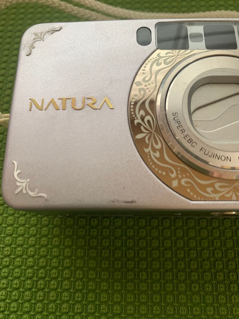Fujifilm Natura S コンパクトカメラ