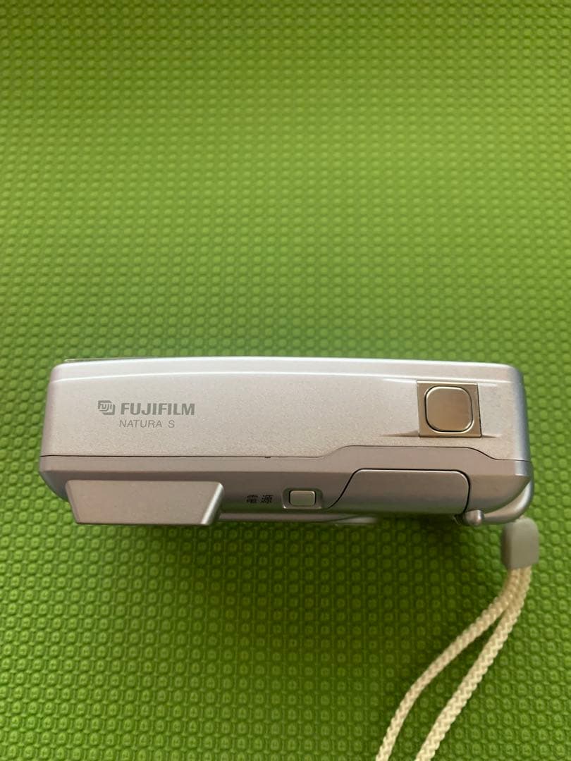 Fujifilm Natura S コンパクトカメラ