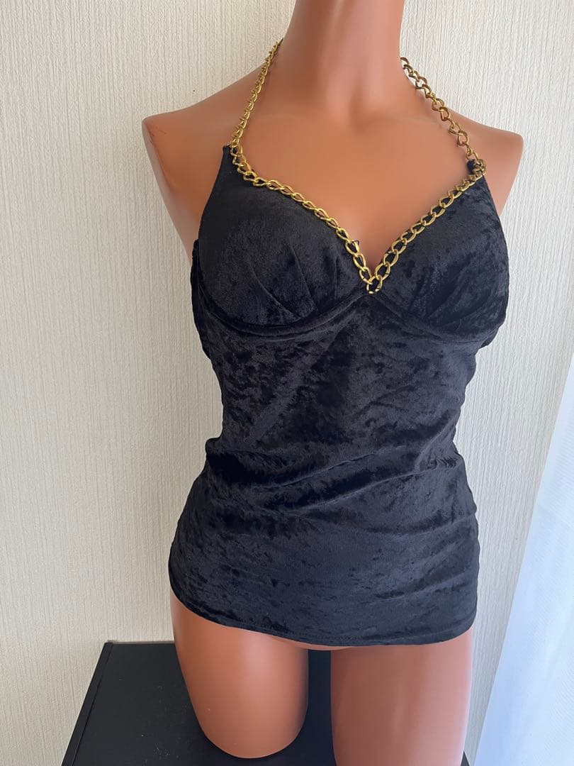 【正規品】【希少】 d.i.a. 背中ガン開きチャーム付きキャミトップス