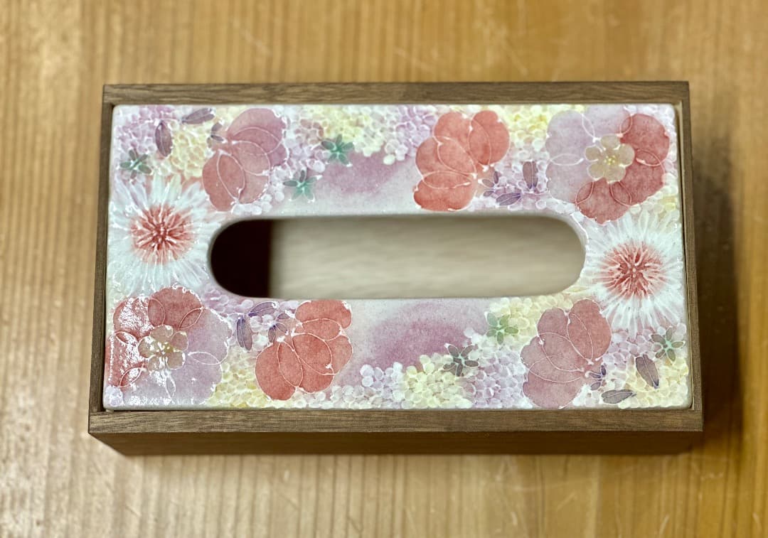 【値下げ】新品　工房ゆずりは　ティッシュBOX　カバー　花柄　ピンク　プレゼント