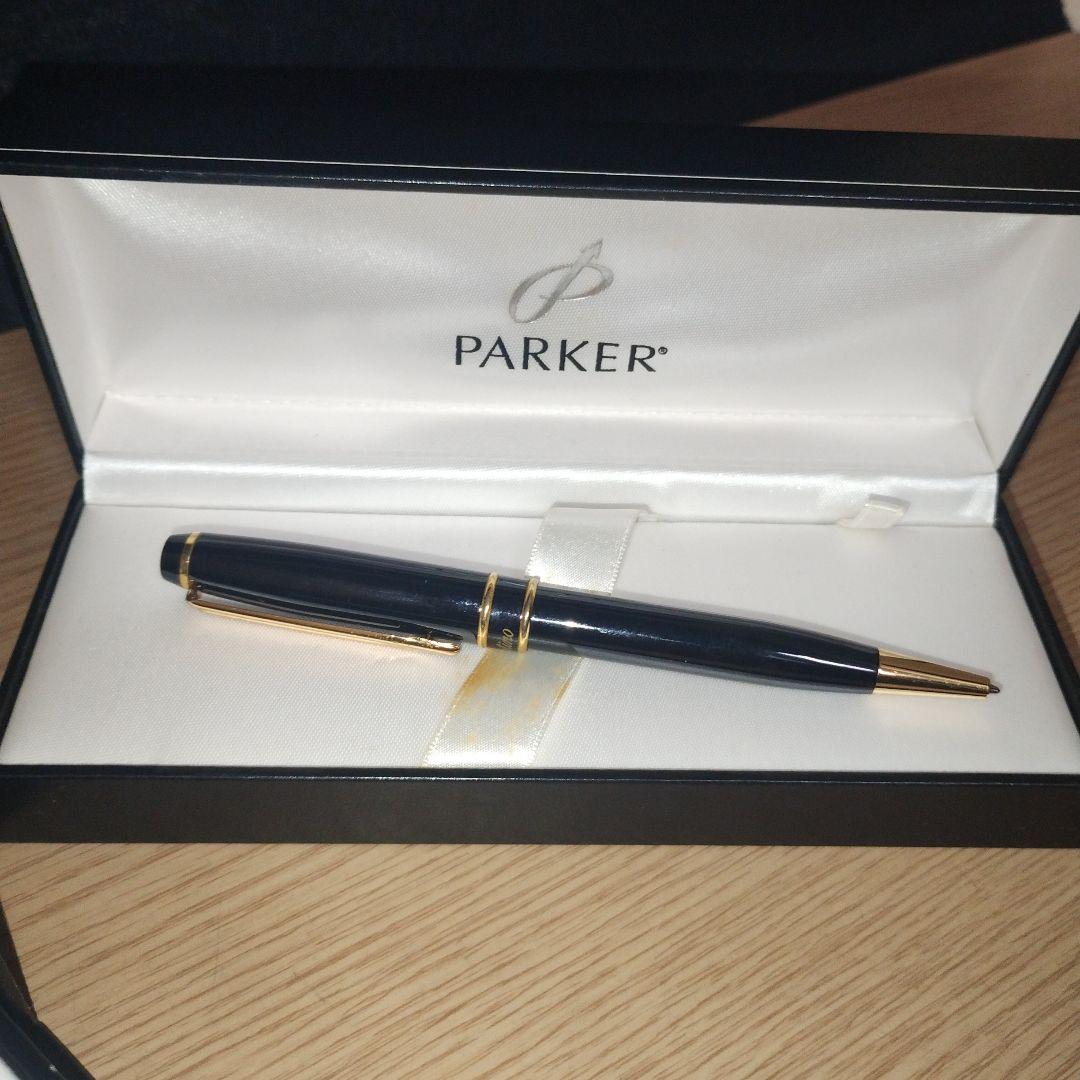 PARKER ブラック万年筆 ゴールド装飾