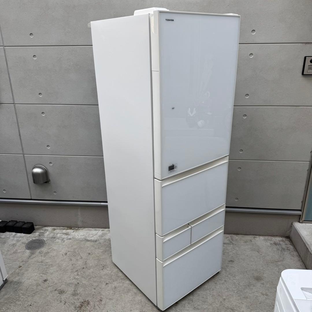 128⭐️2017年製美品★東芝冷蔵庫　自動製氷付き　ガラス扉大型5ドア　410L
