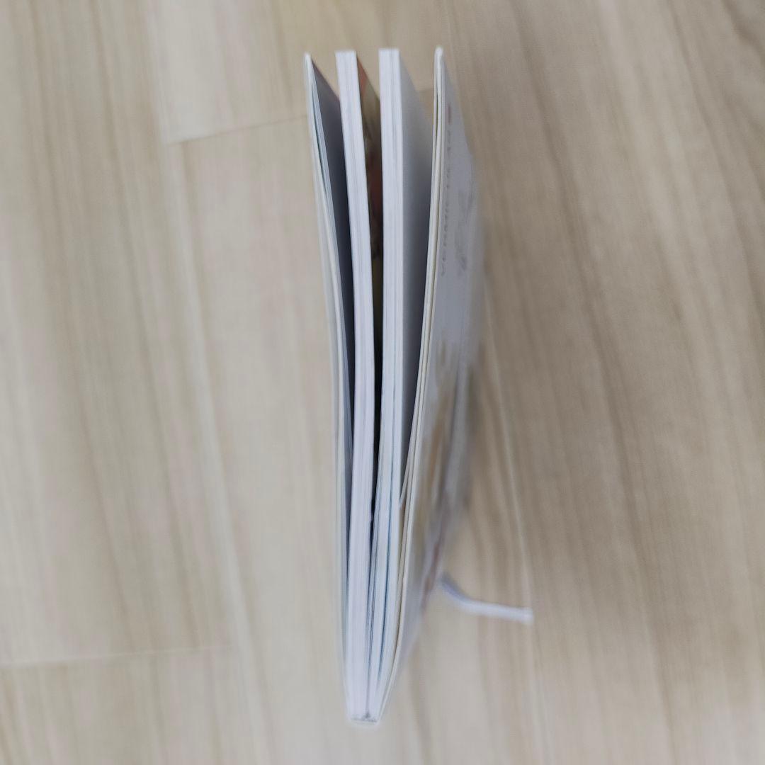 バーミキュラ　オープンポット　ラウンド18cm　パールホワイト　レシピ本付き