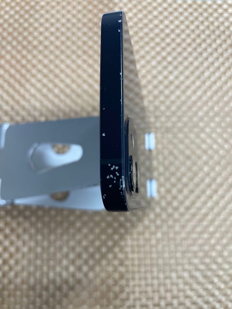 iPhone 12 64 GB ブラック SIMフリー【8389】