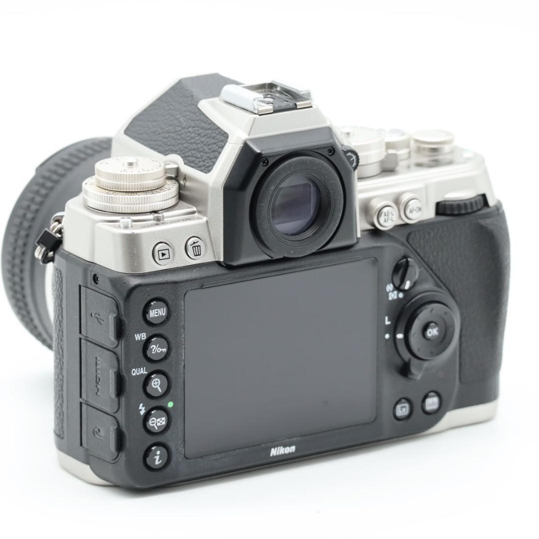 Nikon Df 50mm f/1.8G Special Editionキット