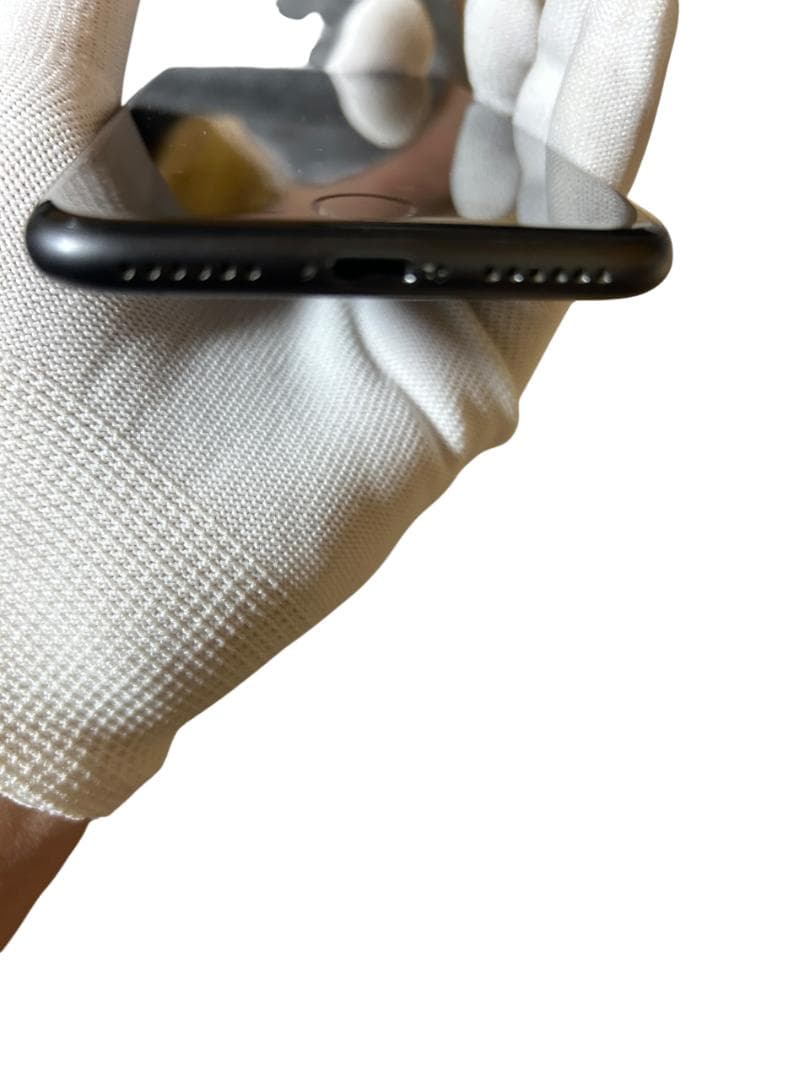 【美品】Apple iPhone 8 バッテリー100%