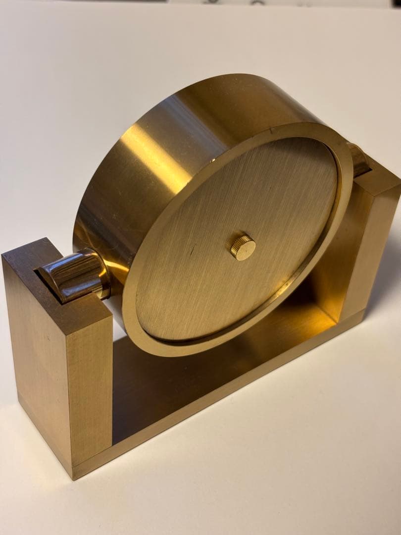 美品ティファニーTiffany & Co. 置時計稼働中です