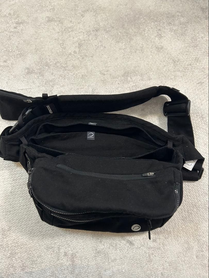 グスケット　365Plus 抱っこ紐