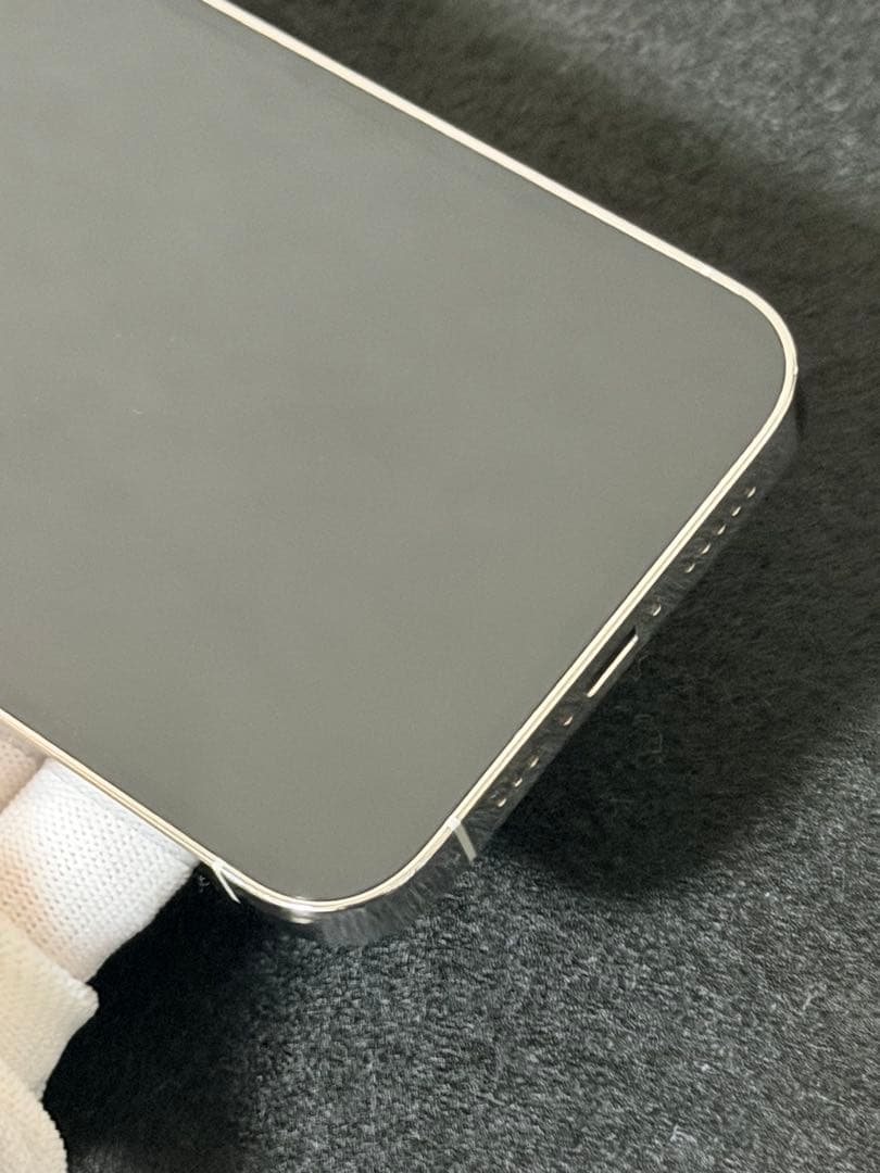 Apple iPhone 13 Pro シルバー 本体のみ