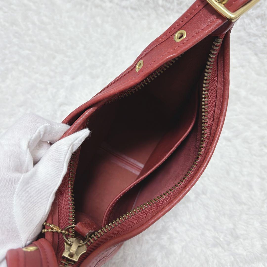 【美品】オールドコーチ 赤 ショルダーバッグ