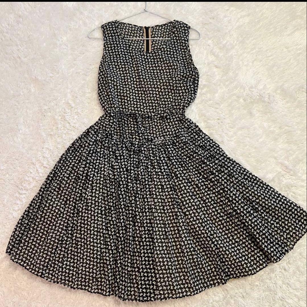美品⭐︎RED VALENTINO ノースリーブワンピースドレス