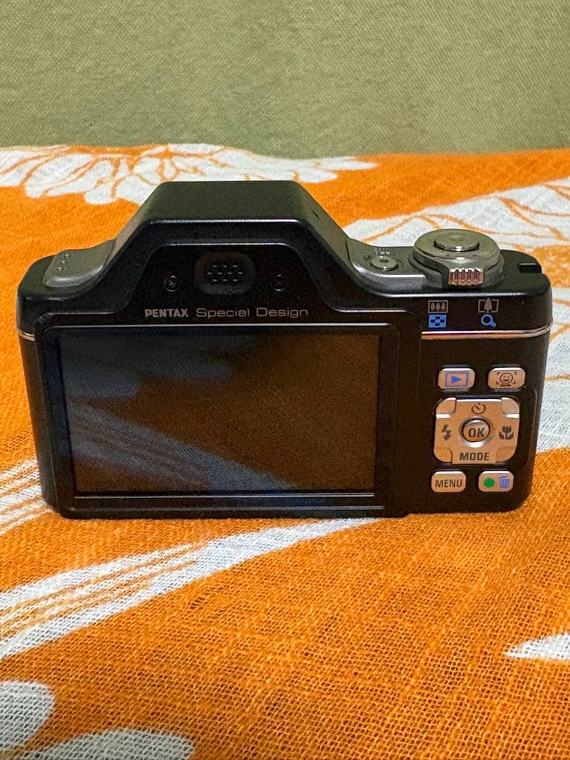 PENTAX I-10 コンパクトデジタルカメラ　レトロデザイン