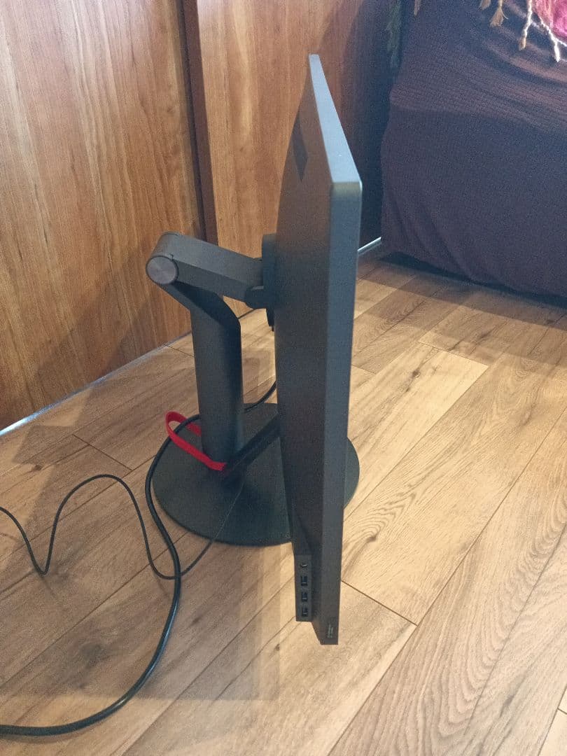 ThinkVision Pro2820 フルHD 28インチ