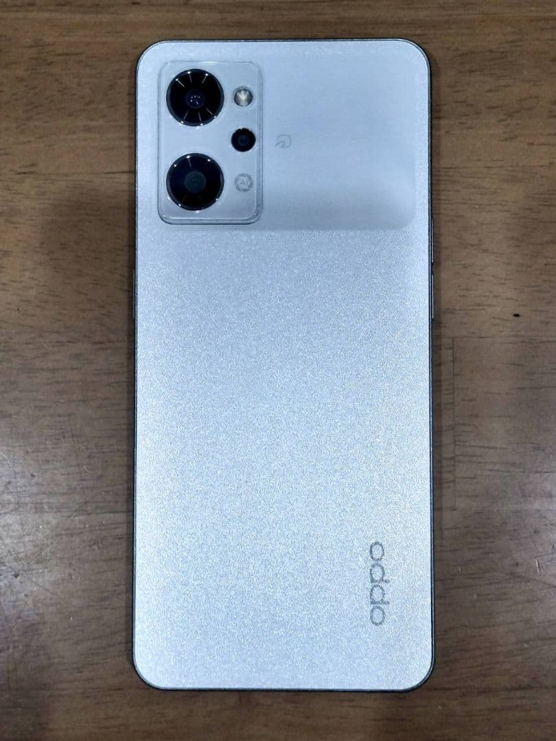 OPPO Reno9a ホワイト