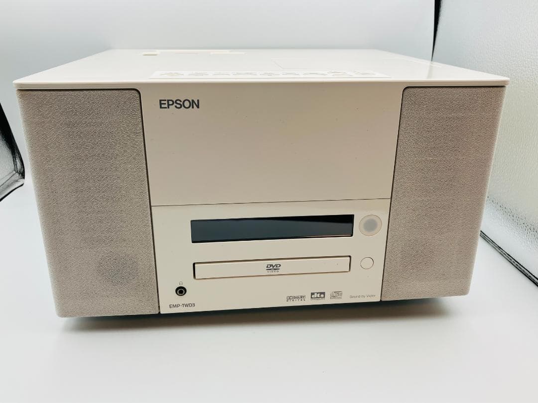 EPSON プロジェクター　dreamio EMP-TWD3