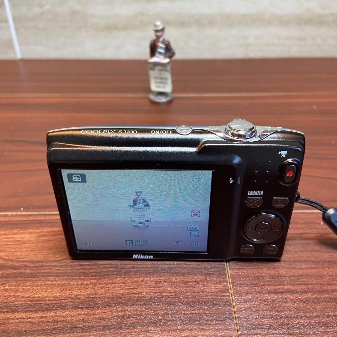 Nikon COOLPIX S3100 デジカメ ほぼ新品 3767