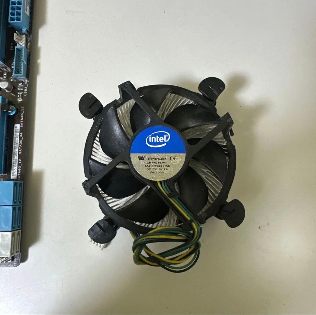 マザーボード Core i7-3770 + ASUS P8Z77-V LK