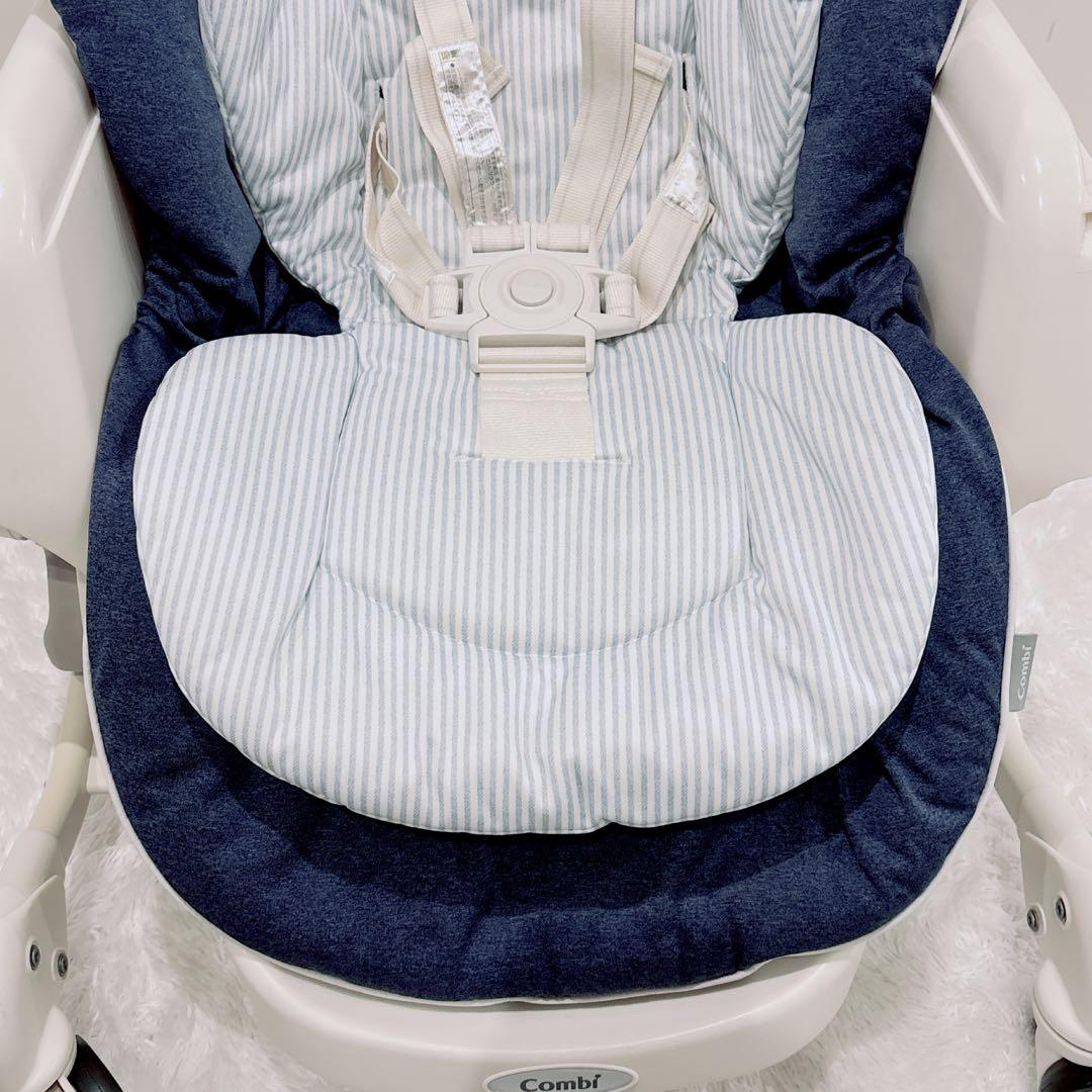 Combi ネムリラ 4キャス AT ロッタ 赤ちゃん本舗限定 オートスウィング