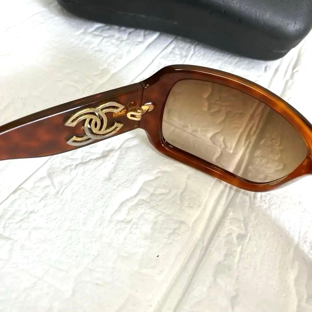 CHANEL シャネル　サングラス　ココマーク　ケース付き