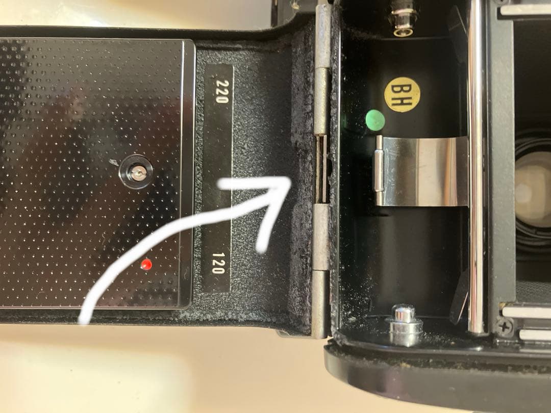 Mamiya C330 プロフェッショナル 二眼レフカメラ ハンドル付き