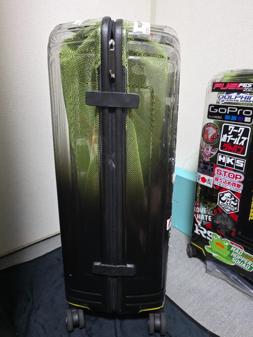 サムソナイト | ネオパルス×ディーゼル スピナー75 Black/Yellow