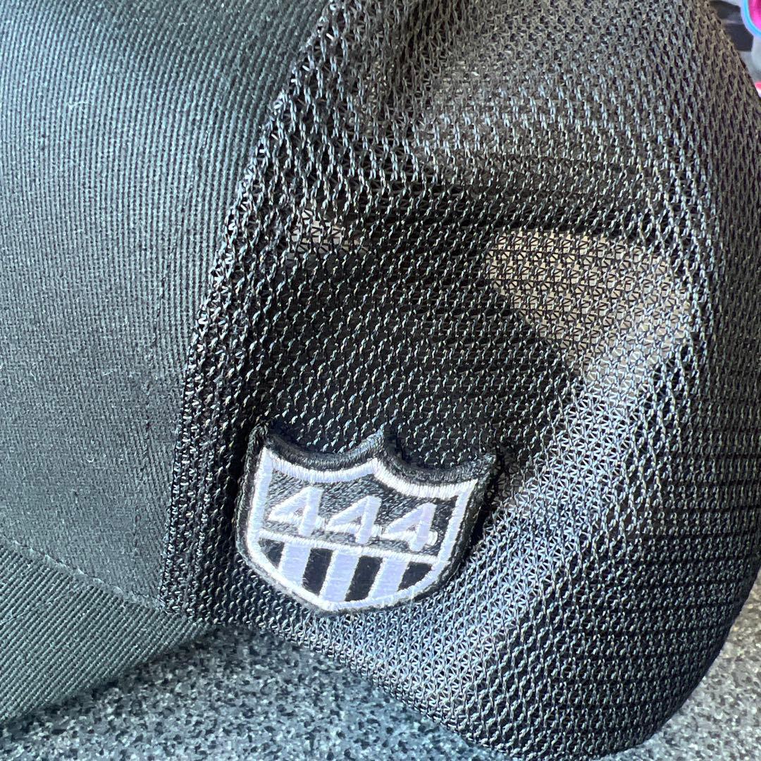 ヒーサ希少ブラックライン　ヨシノリコタケ ✖️バーニーズニューヨーク