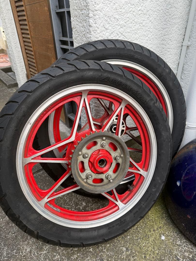 GCB250.400t.n バブ シックススター ホイール タイヤ付き